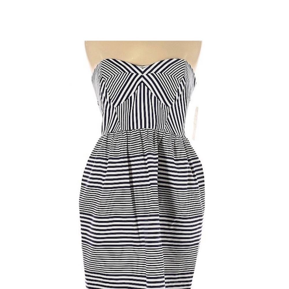 Shoshanna Frannie striped mini dress. Navy and cream striped. Size 0.